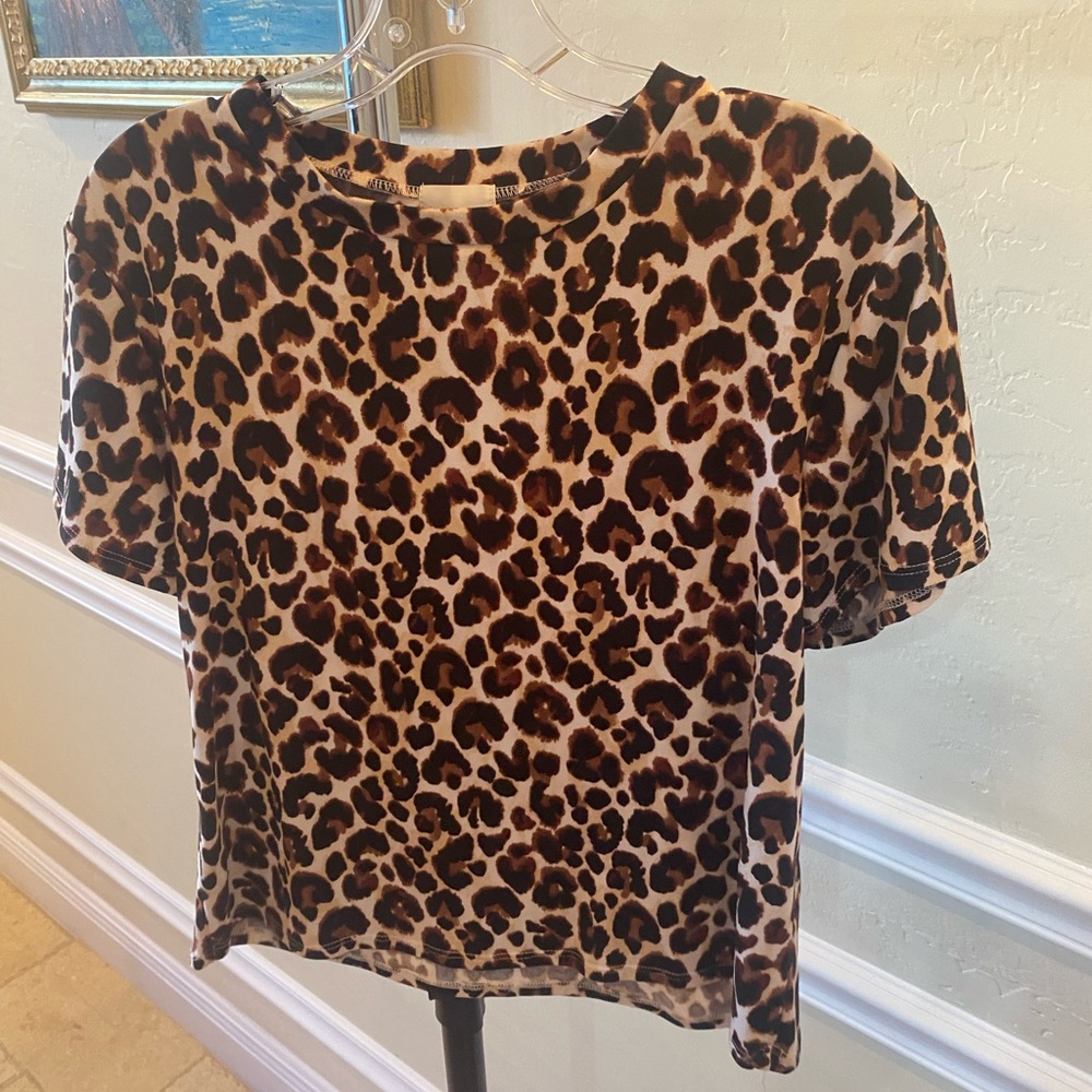 Dee Elly shirt sleeved faux velvet tee